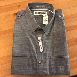 ⬇️NWT Express Men’s Button Down Shirt